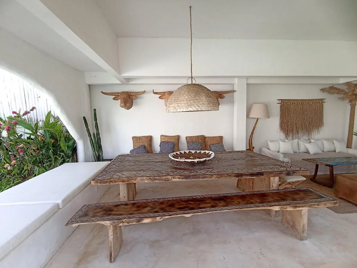 Bed & Breakfast Sal Central Uluwatu
